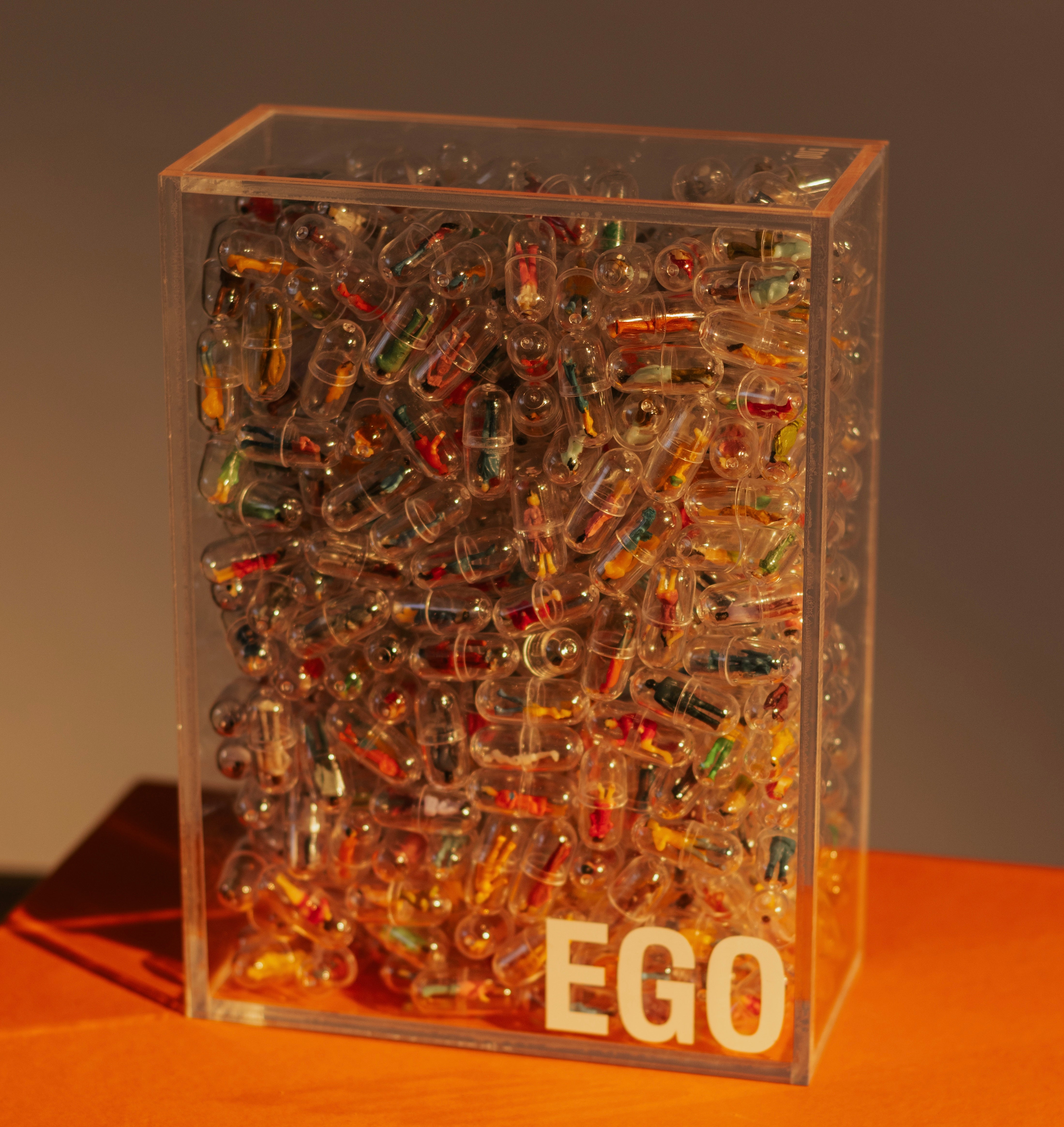 escultura ego pills