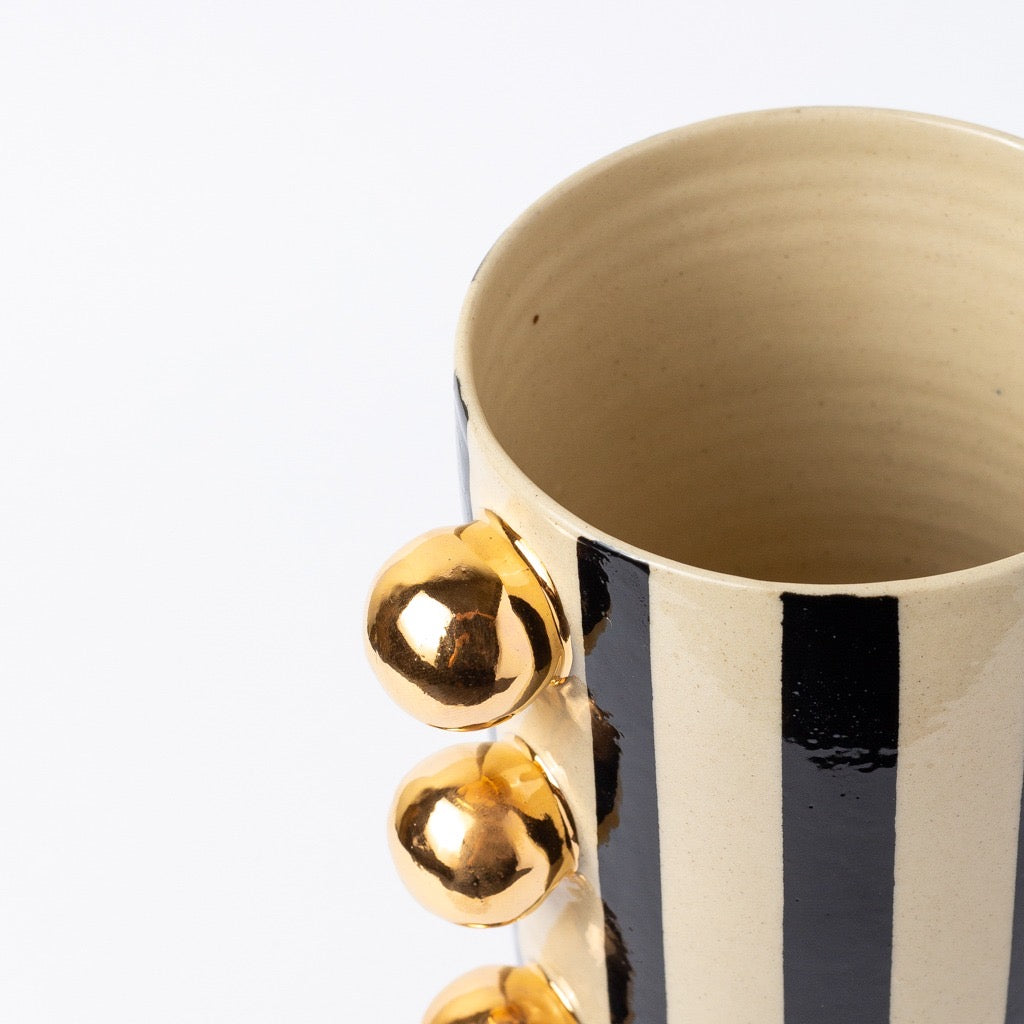 vaso giu listrado com preto ouro