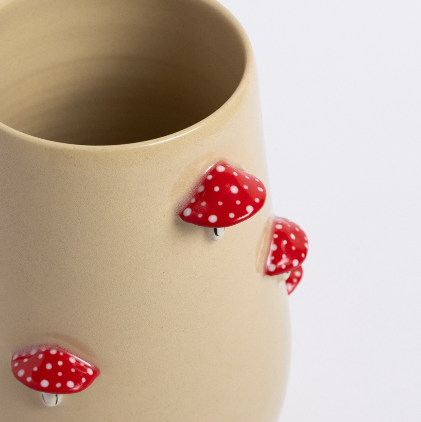 vaso nina cogumelo nude