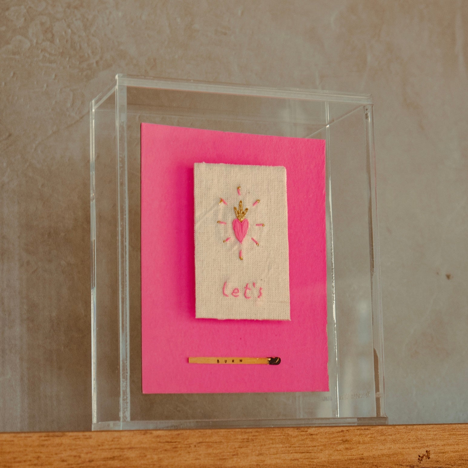 quadro acrílico colagem pink - let's burn