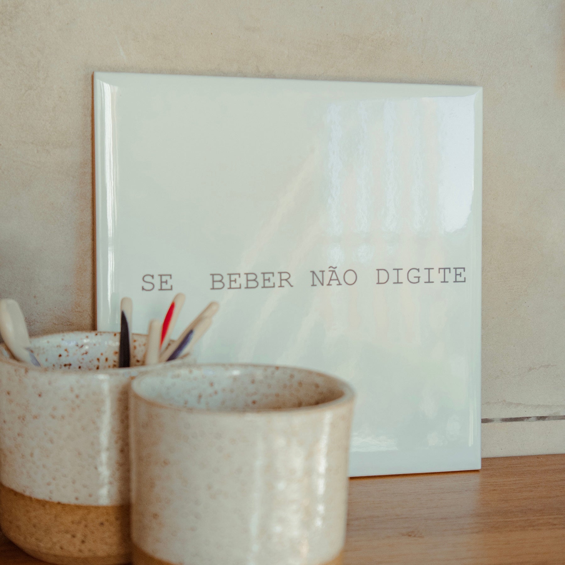 azulejo se beber não digite