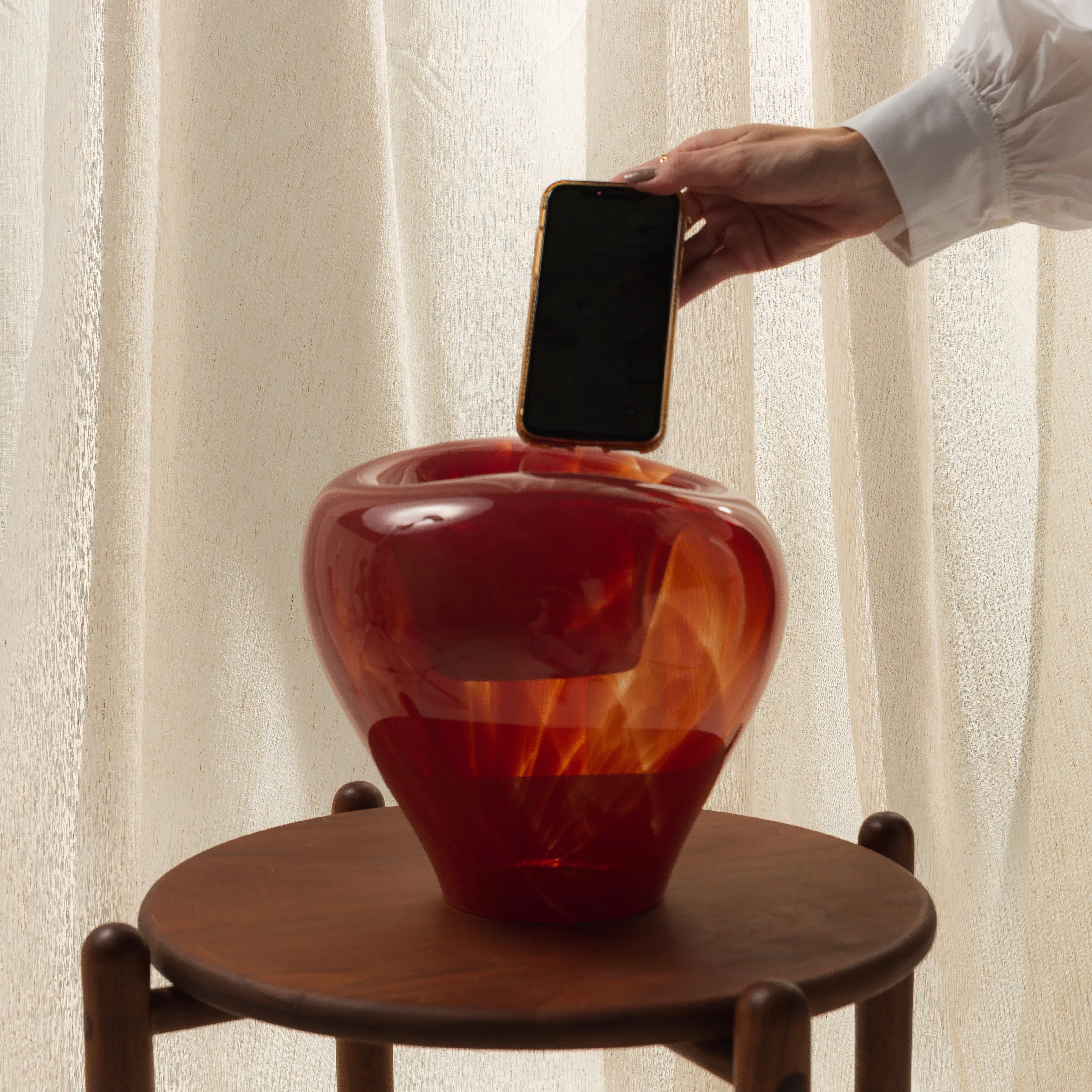 amplificador de som vermelho