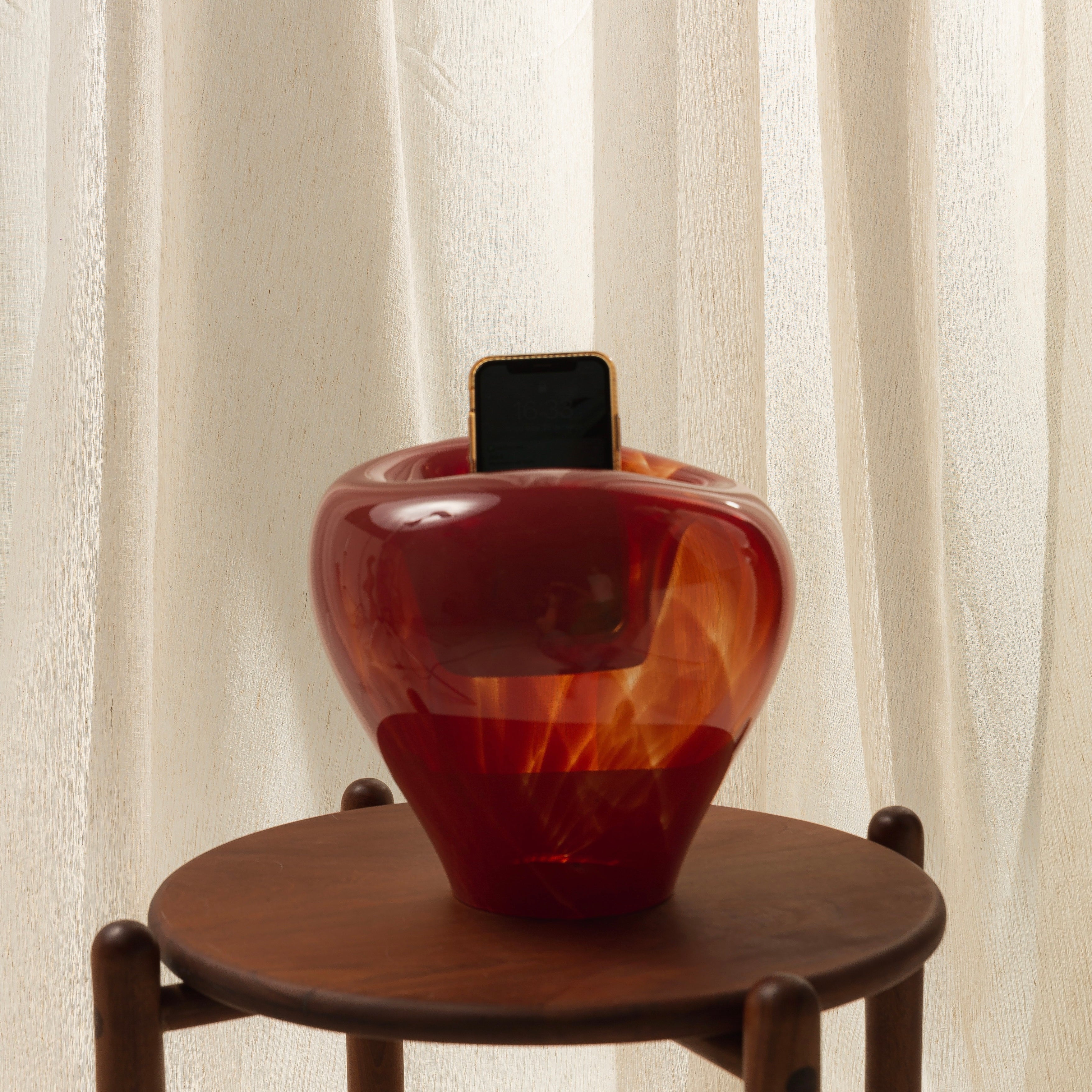 amplificador de som vermelho