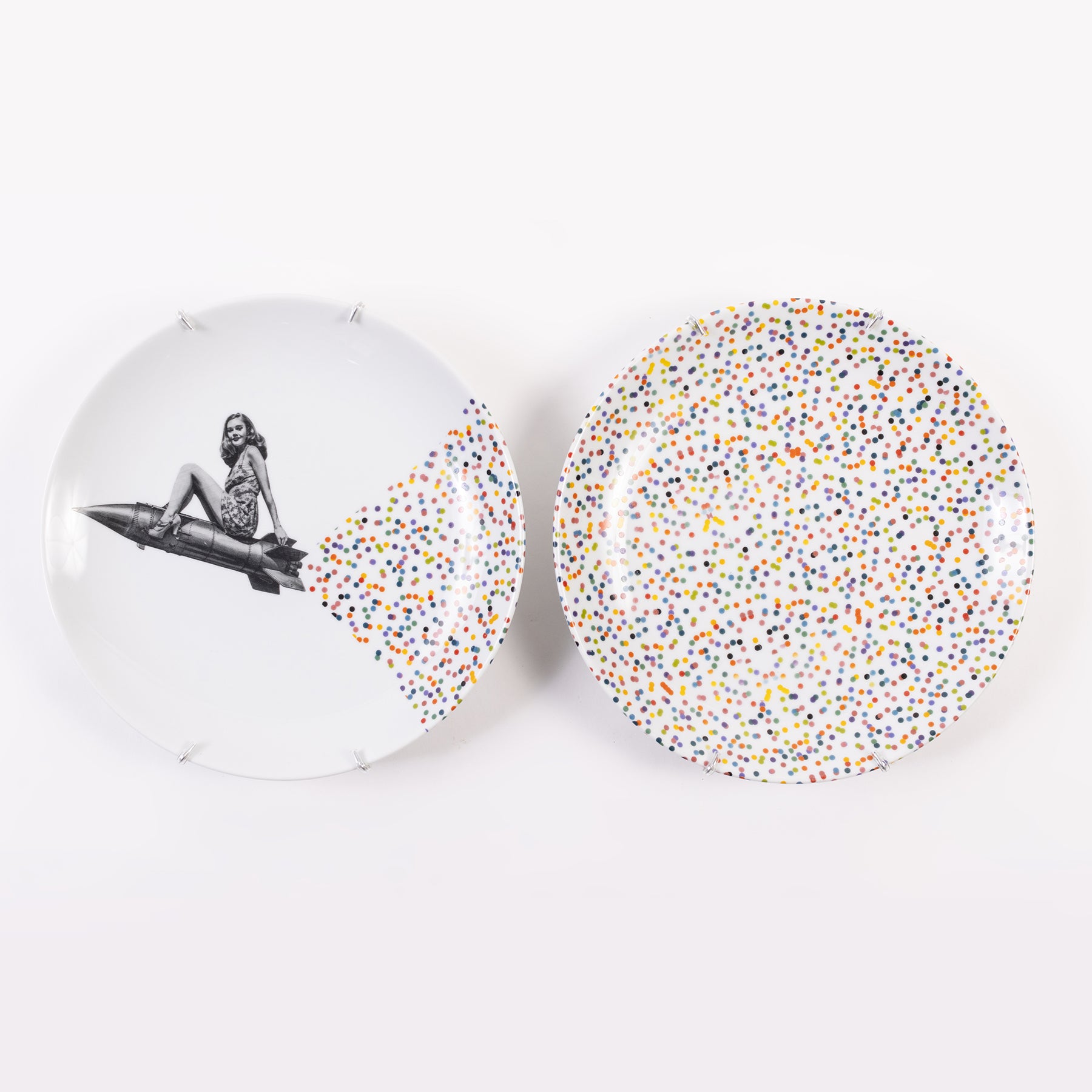 pratos mulher foguete